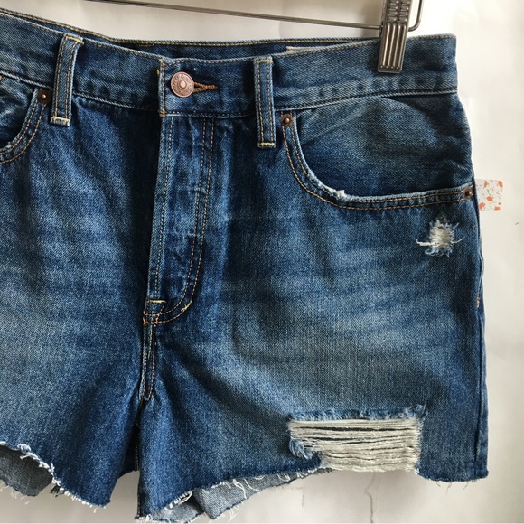 Free People Sophia Mid Rise Distressed Buttonfly Cut Off Denim Jean Shorts 31 - Picture 6 of 15